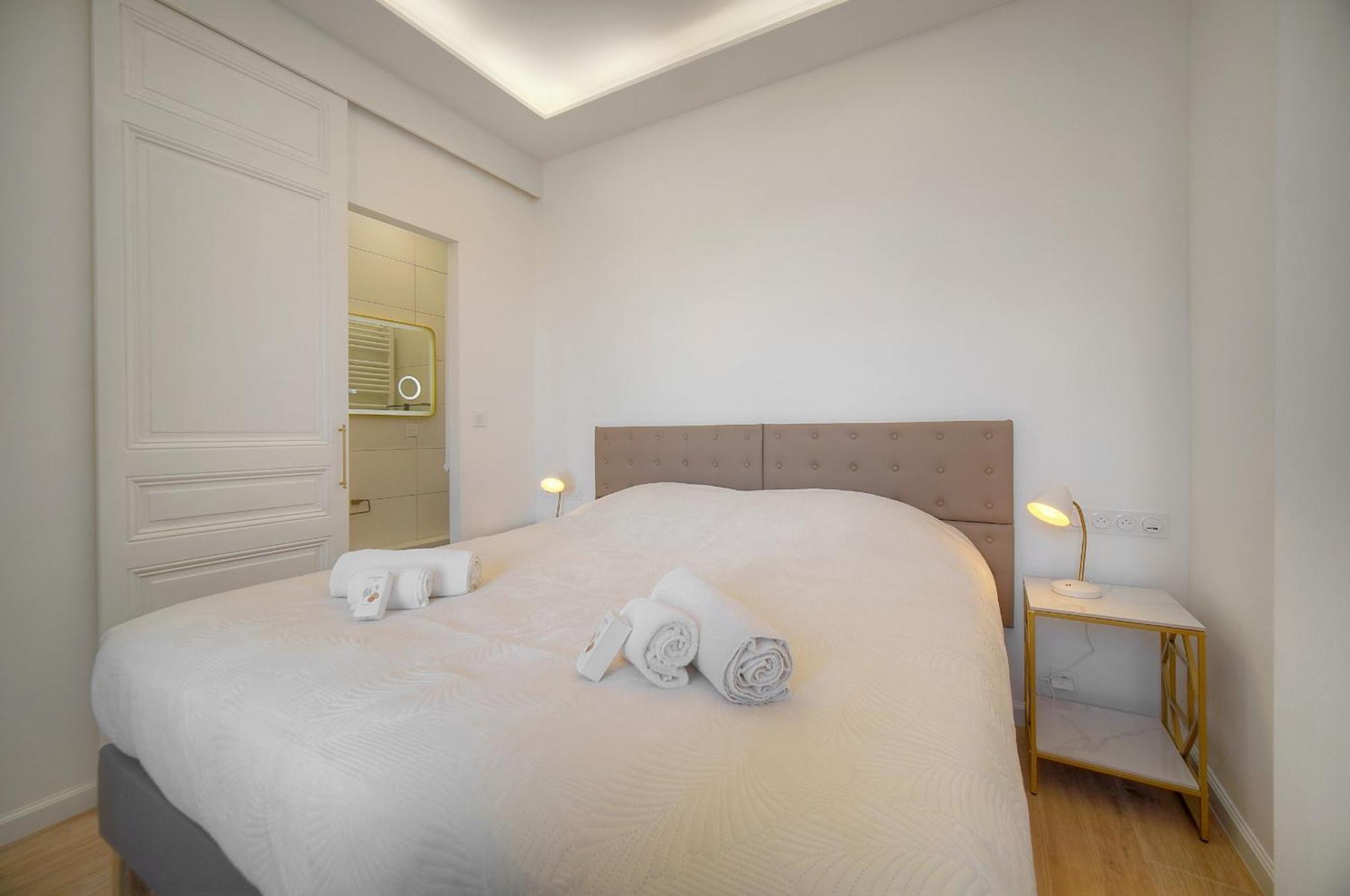 Exceptionnel 4 Pieces Balcon Carre D Or A3b129